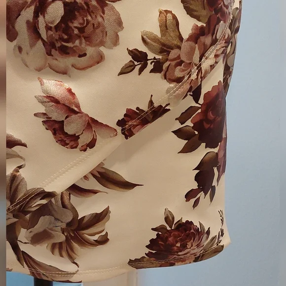 Guess Silver One Shoulder Sheath Dress for Weddings - Picture 7 of 10